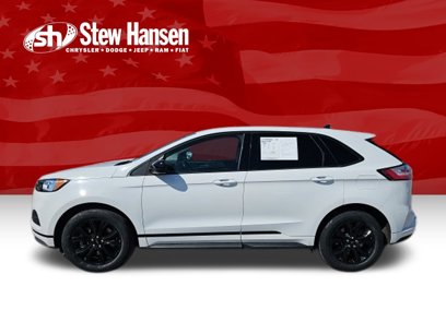 Used 2022 Ford Edge SE w/ Black Appearance Package