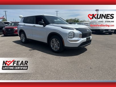 Used 2024 Mitsubishi Outlander ES