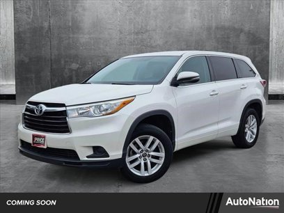 Used 2016 Toyota Highlander LE