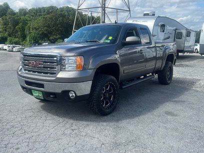 Used 2012 GMC Sierra 2500 SLT w/ Suspension Package, Off-Road