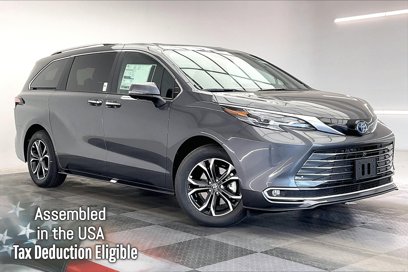 New 2025 Toyota Sienna Platinum