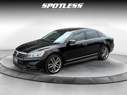 Used 2016 Volkswagen Passat 1.8T R-Line w/ R-Line Lighting Package