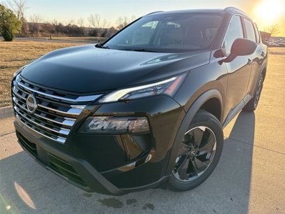 New 2025 Nissan Rogue SV w/ SV Premium Package