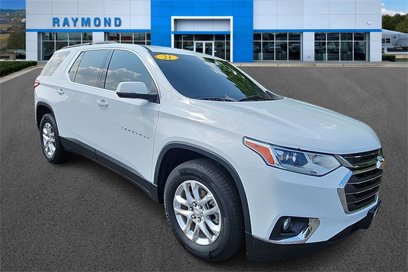 Certified 2021 Chevrolet Traverse LT w/ LPO, Floor Liner Package