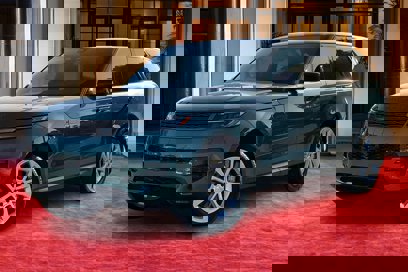 New 2025 Land Rover Range Rover Sport