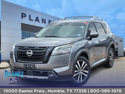 Used 2024 Nissan Pathfinder Platinum
