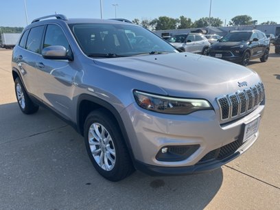 Used 2019 Jeep Cherokee Latitude w/ Cold Weather Group