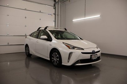 Used 2021 Toyota Prius XLE