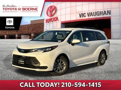 New 2025 Toyota Sienna LE