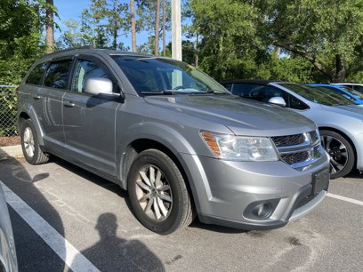 Used 2017 Dodge Journey SXT w/ Comfort/Convenience Group