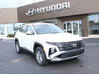 New 2025 Hyundai Tucson SE