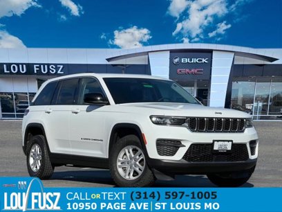 Used 2023 Jeep Grand Cherokee Laredo