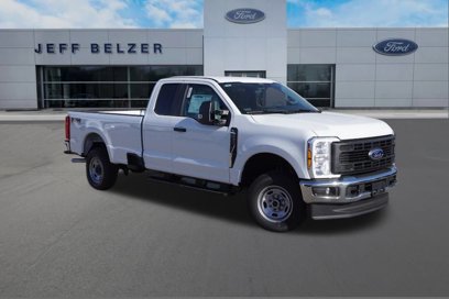 New 2025 Ford F250 XLT w/ FX4 Off-Road Package