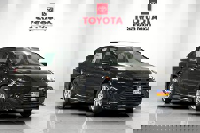 New 2025 Toyota Camry LE
