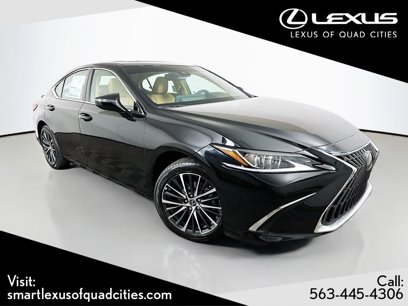 New 2025 Lexus ES 300h w/ Premium Package