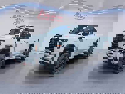 Used 2024 GMC Sierra 2500 AT4 w/ Technology Package