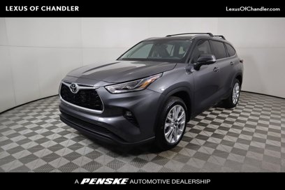 Used 2024 Toyota Highlander Limited