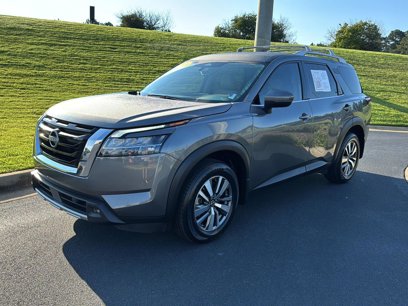 Used 2024 Nissan Pathfinder SL