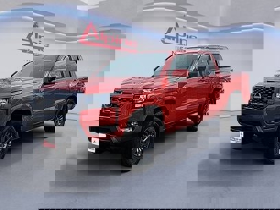 New 2025 Nissan Frontier SV w/ SV Convenience Package