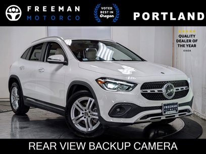 Used 2022 Mercedes-Benz GLA 250 4MATIC w/ Premium Package