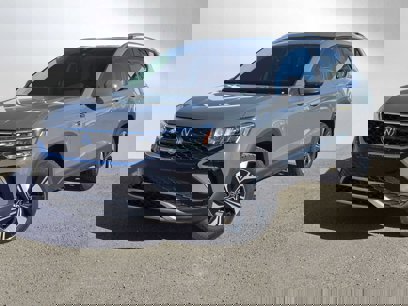 New 2024 Volkswagen Taos SE