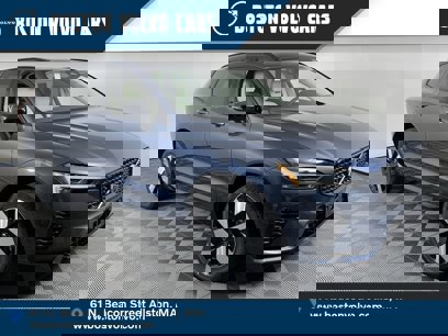 New 2025 Volvo XC60 T8 Plus w/ Protection Package Premier
