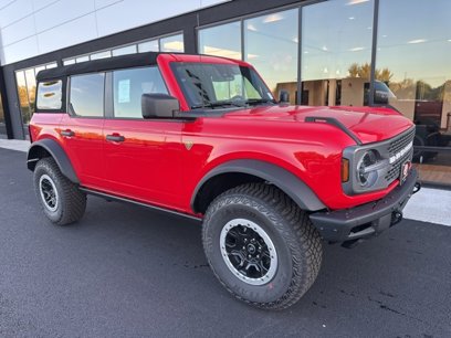 New 2024 Ford Bronco Badlands w/ Sasquatch Package