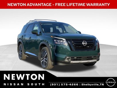 New 2025 Nissan Pathfinder Platinum w/ Black Appearance Package