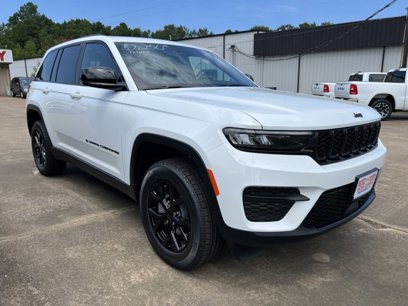 New 2025 Jeep Grand Cherokee Altitude