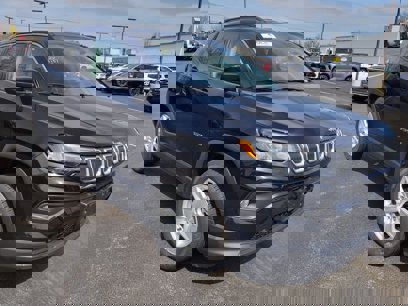Used 2022 Jeep Compass Latitude w/ Convenience Group