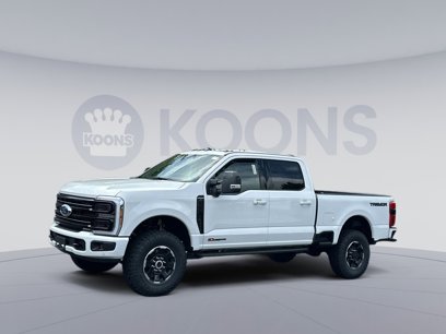New 2025 Ford F250 Platinum w/ Tremor Off-Road Package