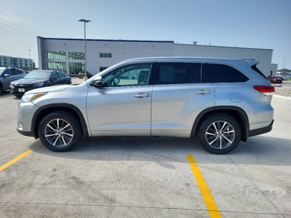 Used 2017 Toyota Highlander XLE