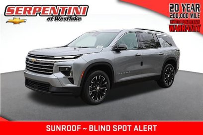 New 2025 Chevrolet Traverse LT w/ Sun and Wheel Package