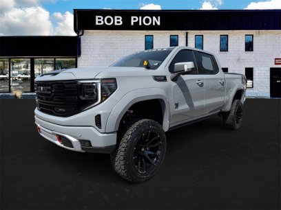 New 2025 GMC Sierra 1500 AT4 w/ AT4 Premium Package