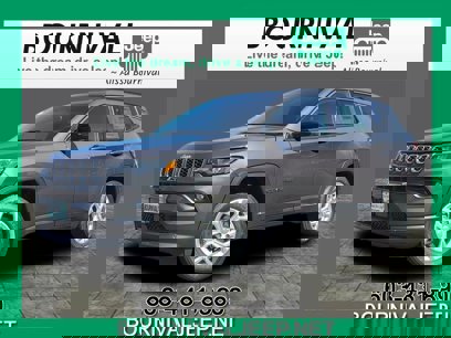 New 2024 Jeep Compass Latitude w/ Sun and Sound Group