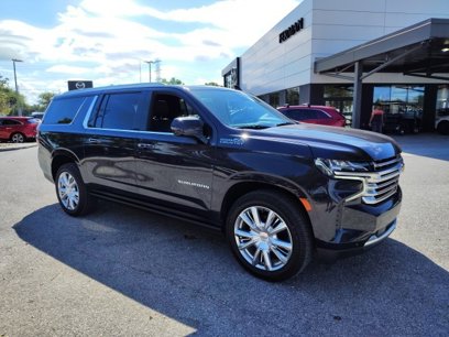 Certified 2023 Chevrolet Suburban High Country w/ Premium Package 2