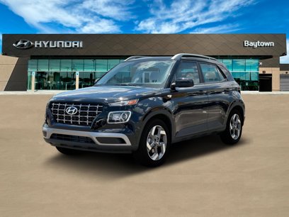 New 2025 Hyundai Venue SEL