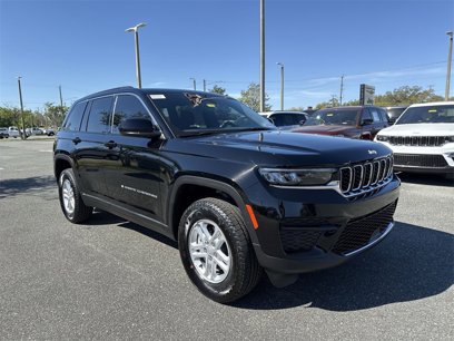 New 2025 Jeep Grand Cherokee Laredo w/ Luxury Tech Group I