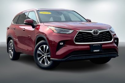 Used 2022 Toyota Highlander XLE