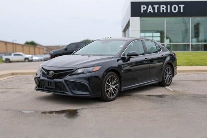 Used 2023 Toyota Camry SE