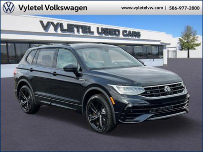 Used 2024 Volkswagen Tiguan SE R-Line