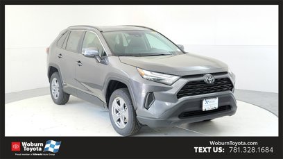 New 2025 Toyota RAV4 XLE