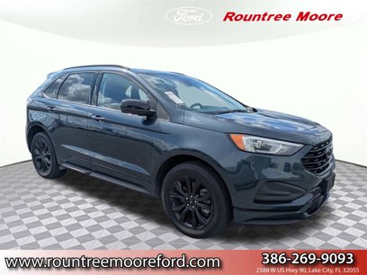 Used 2022 Ford Edge SE w/ Black Appearance Package