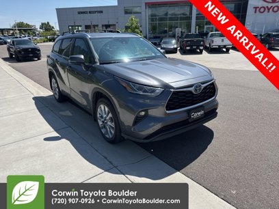 Used 2023 Toyota Highlander Limited