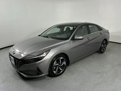 Used 2022 Hyundai Elantra SEL w/ Convenience + Premium Package