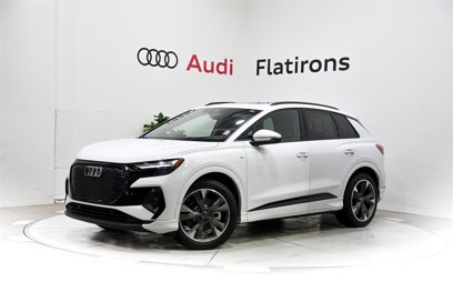 Used 2024 Audi Q4 e-tron Premium Plus w/ Premium Plus
