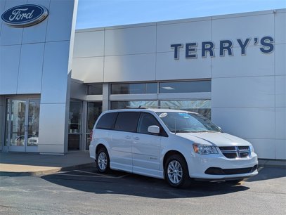 Used 2016 Dodge Grand Caravan SXT w/ Rear Park Assist Package