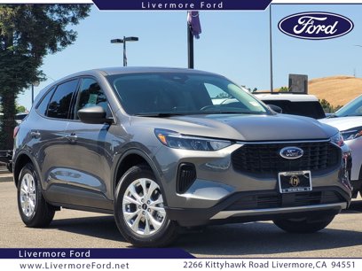 New 2025 Ford Escape Active