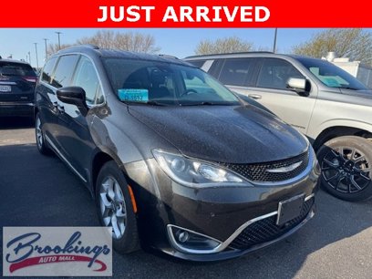 Used 2019 Chrysler Pacifica Touring-L Plus w/ Advanced Safetytec Group