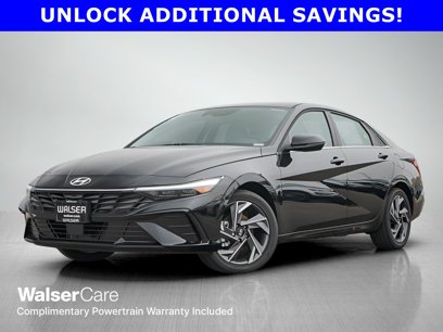 New 2025 Hyundai Elantra Limited w/ Cargo Package